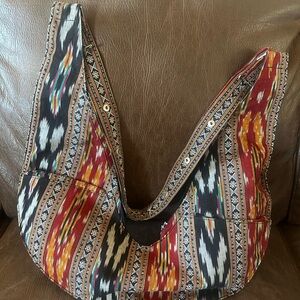 Black and Red Crossbody Bag with Intricate Patterns - Sash